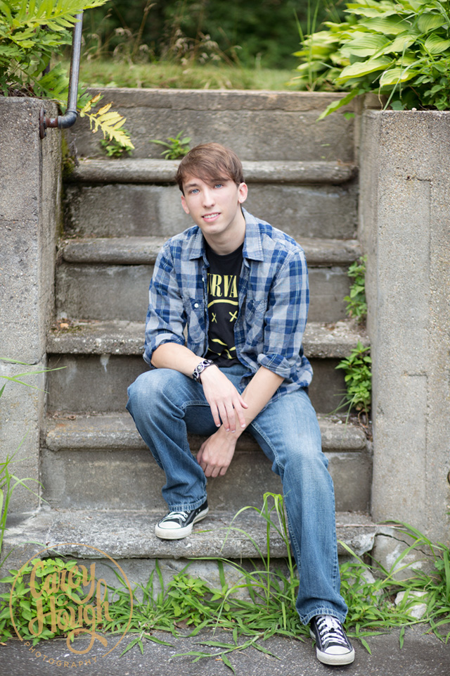 senior pictures laconia boy grunge
